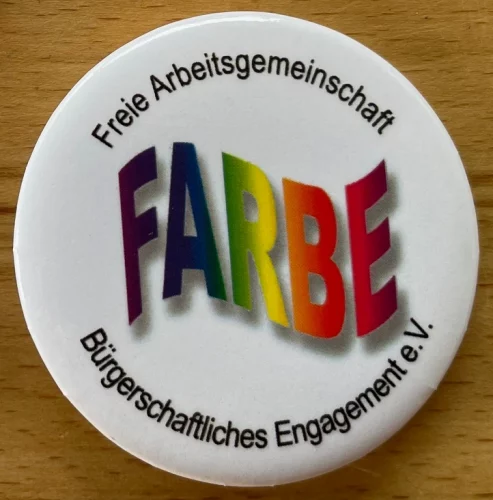 Button / Anstecker von FARBE e.V.
